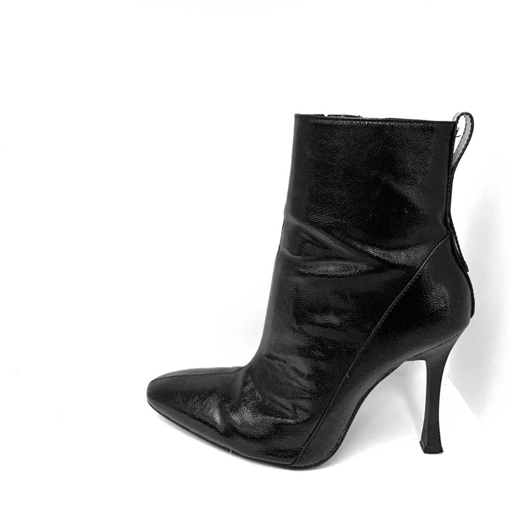All black boots